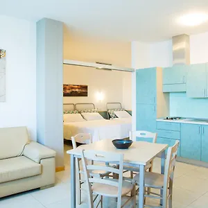 https://residence-romea.emilia-romagnahotels.net